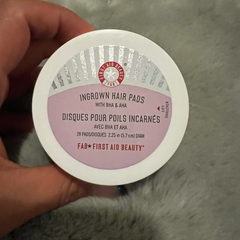 First Aid Beauty (FAB) ingrown hair pads